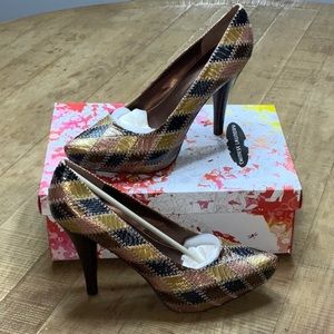 Metallic Multicolor Pattern Heels